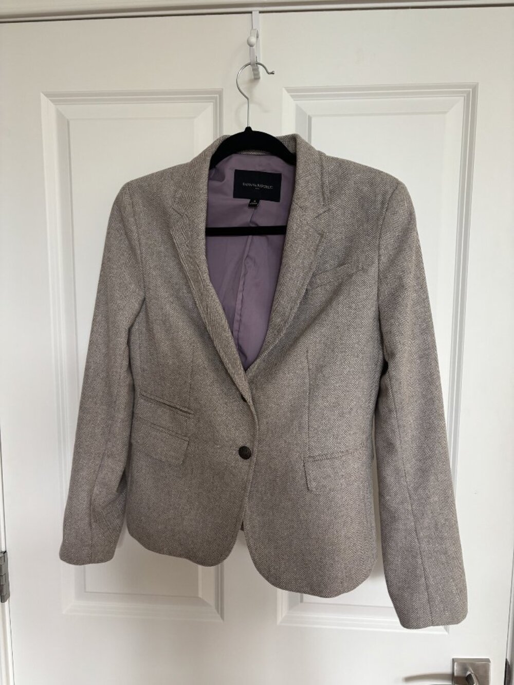 Banana Republic Gray Tweed One-Button Blazer, Size 6